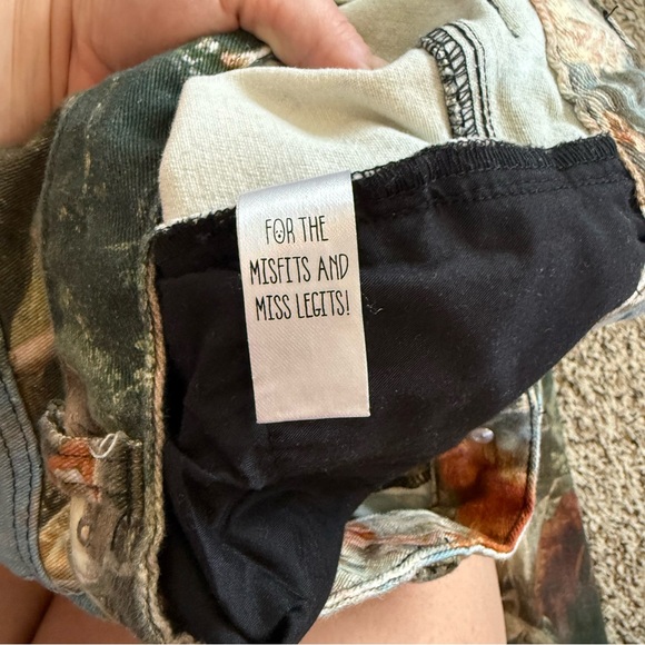 DOLLS KILL Current Mood DaVinci Inspired Skinny Pants Women’s Size Small - Picture 14 of 15